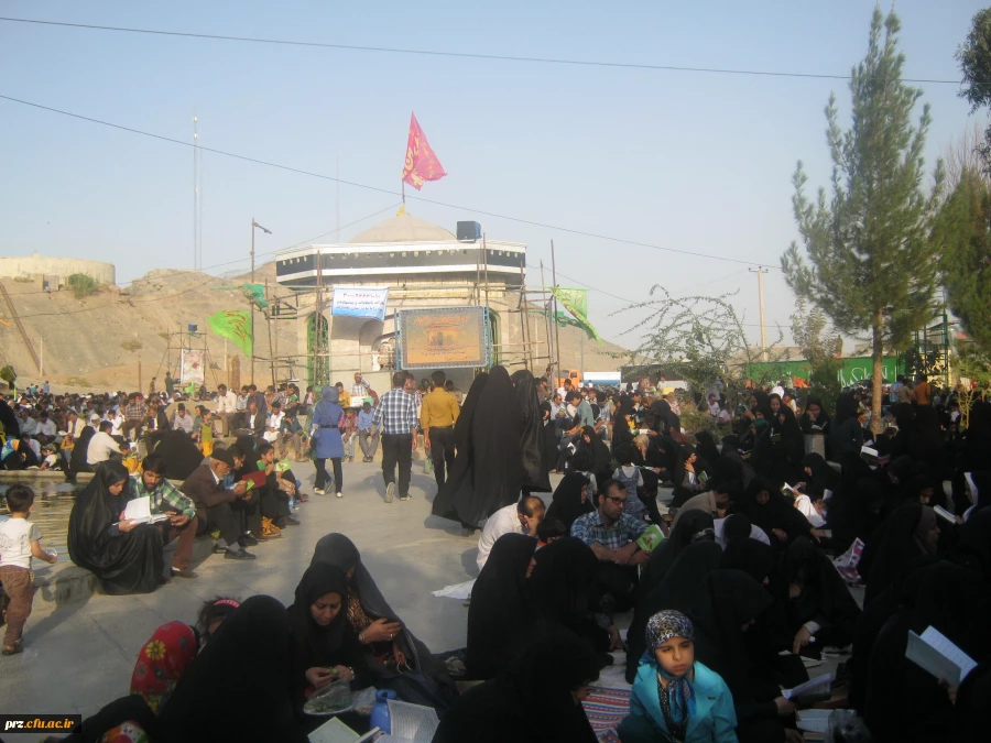 برگزاری مراسم پرفیض عرفه در آستان مقدس شهدای گمنام زاهدان 5