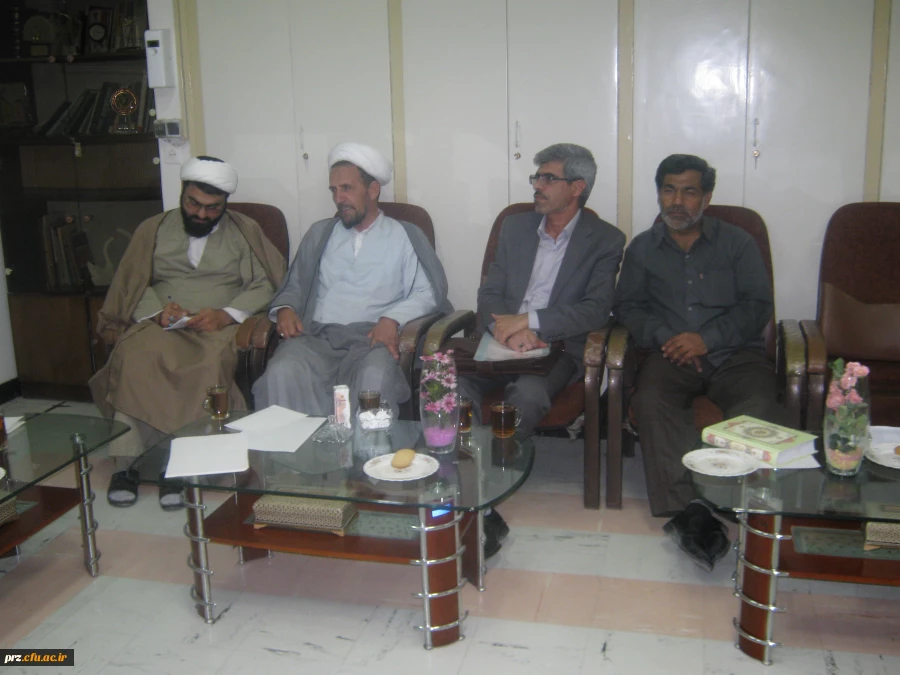 سومین جلسه شورای فرهنگی پردیس های استان  در دفتر پردیس رسالت برگزار گردید.
 5