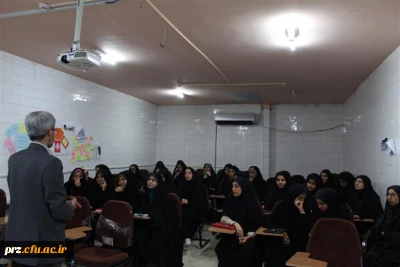 جلسه هم اندیشی دانشجویان پردیس رسالت  با حضور دکتر کاظمی