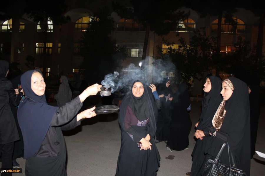 حضور دانشجویان پردیس در مراسم اعتکاف 2