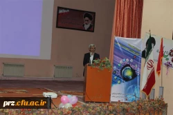 بسیج اساتید برگزار کرد:

برگزاری کارگاه آموزشی تحلیل فرصت ها ، اسیب ها و تهدیدات شبکه های اجتماعی و بازی های رایانه ای 6