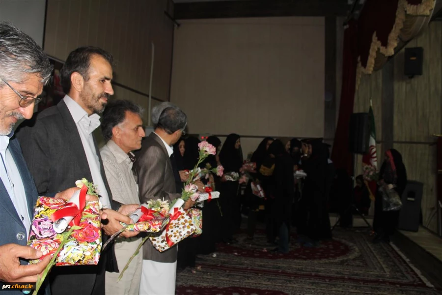 شن فارغ التحصیلی 90 نفر از دانشجو معلمان رشته  علوم تربیتی 22