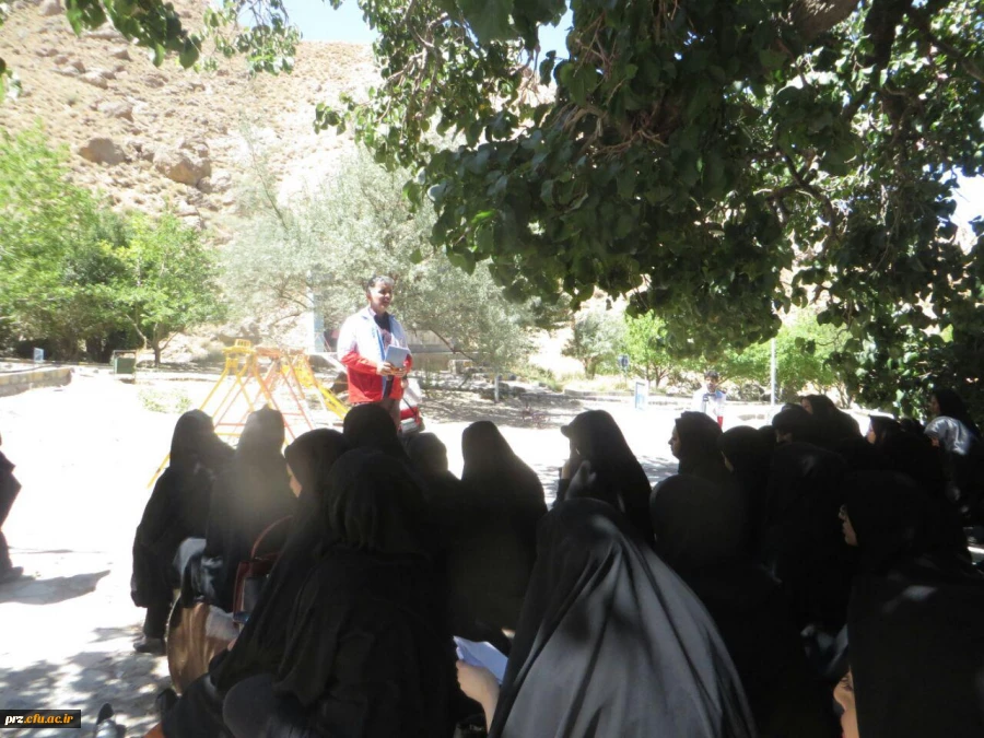 برگزاری اردوی یکروزه تفتان در دوره فرهنگی نقش ارتقای تربیتی و اجتماعی  مهارت آموزان بدو استخدام