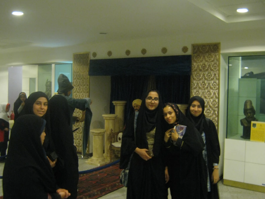 بازدید از موزه شرق به مناسبت هفته دفاع مقدس