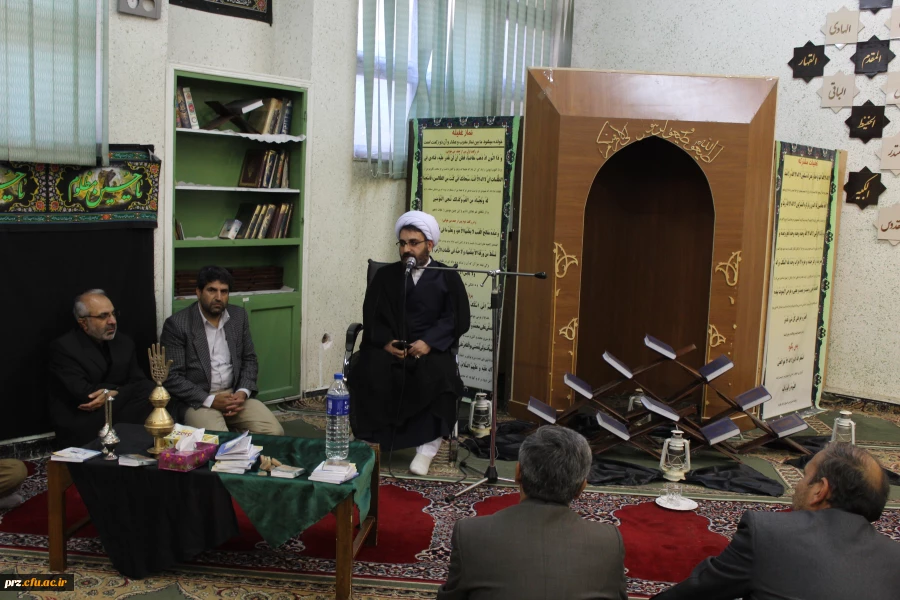 برگزاری زیارت عاشورا درنمازخانه پردیس رسالت