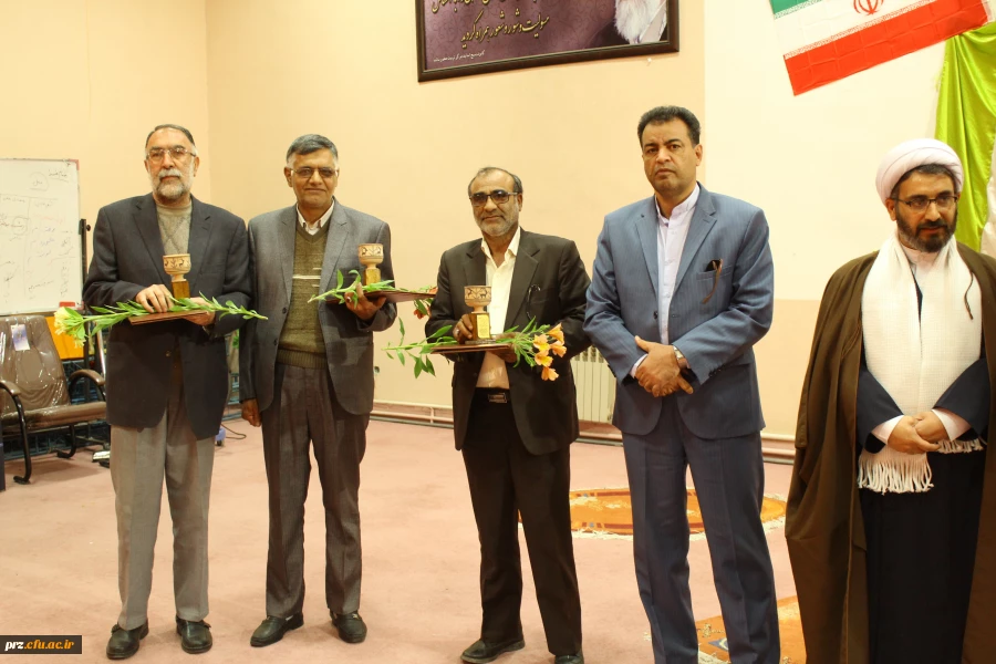 تجلیل از همکاران واساتید باز نشسته