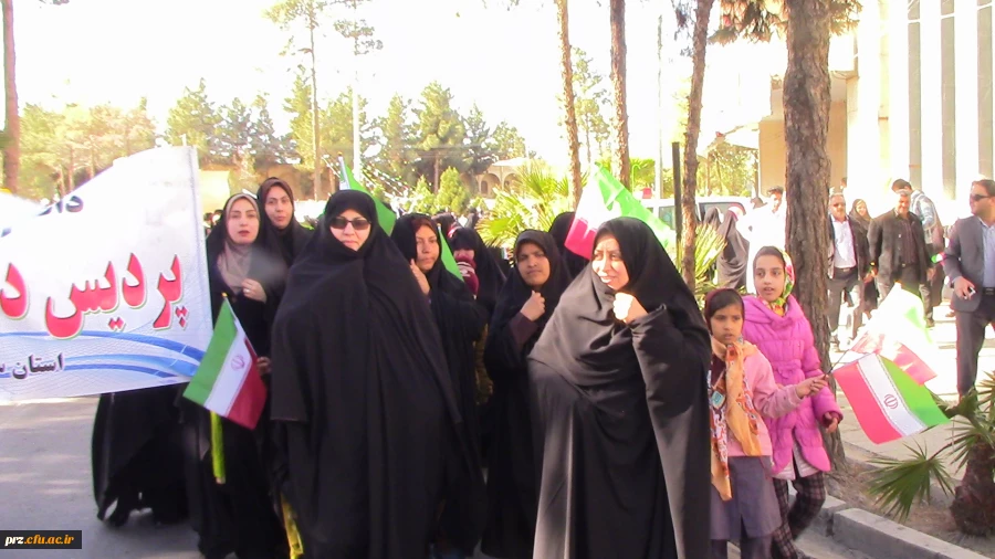 شرکت در راهپیمایی 22 بهمن