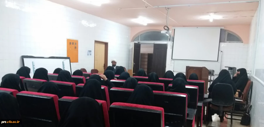 برگزاری کارگاه آسیب شناسی مسائل فرهنگی با حضور حجت الاسلام و المسلمین حاج آقا موحد