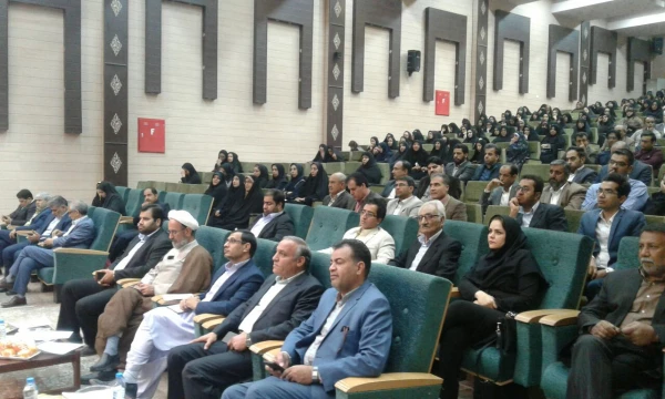 همایش مدیریت سبز
درسالن اداره کل آموزش وپرورش استان برگزار گردید