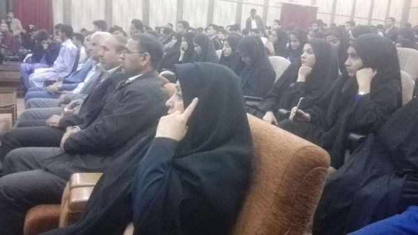 جشن بزرگ وحدت ،به مناسبت ولادت حضرت رسول اکرم ص وحضرت امام جعفرصادق علیه السلام با حضور مسئولین پردیسها و دانشجویان