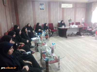 نشست صمیمی معاون دانشجویی سازمان مرکزی سرکار خانم دکتر علی نژاد با سرپرست پردیس رسالت به همراه مسئولین امور دانشجویی 2 پردیس و اعضای تشکل ها
