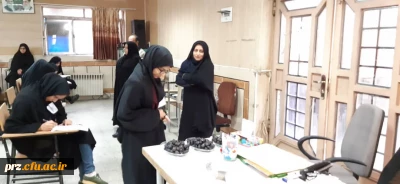 آغاز برگزاری امتحانات با پخش خرما به مناسبت شهادت حاج قاسم سلیمانی و همچنین بازدید سرپرست مدیریت استانی از برگزاری امتحانات در پردیس رسالت