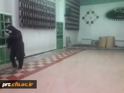 نظافت و غبار روبی نمازخانه ی پردیس به مناسبت ماه مبارک رمضان 3