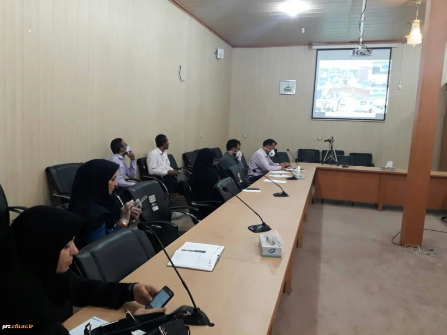 حضور سرپرست پردیس رسالت در جلسه ویدئو کنفرانس مربوط به ارائه خدمات و چگونگی برگزاری امتحانات پایان سال