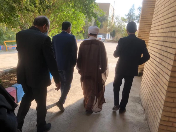 بازدید جناب حجه الاسلام و المسلمین جناب میرزایی مسئول نهاد رهبری و جناب دکتر منصور نیک پناه از پردیس رسالت  3