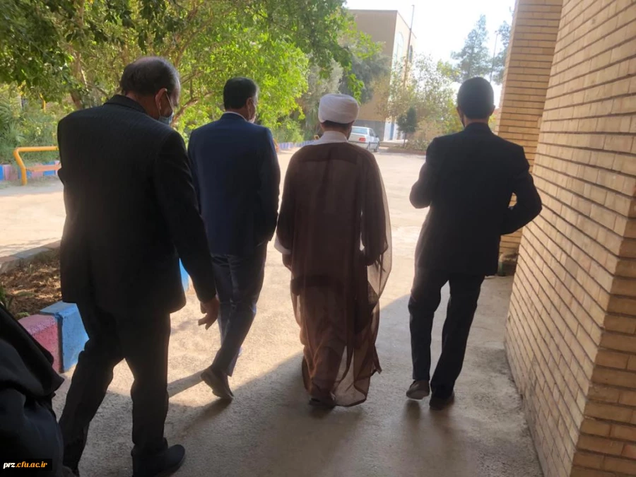 بازدید جناب حجه الاسلام و المسلمین جناب میرزایی مسئول نهاد رهبری و جناب دکتر منصور نیک پناه از پردیس رسالت  3